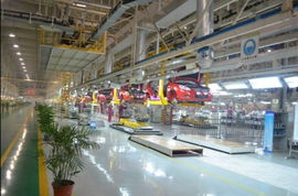 學(xué)習(xí)與實(shí)踐的交匯 MBA1101班移動(dòng)課堂探訪(fǎng)江汽乘用車(chē)二廠(chǎng)技術(shù)開(kāi)發(fā)